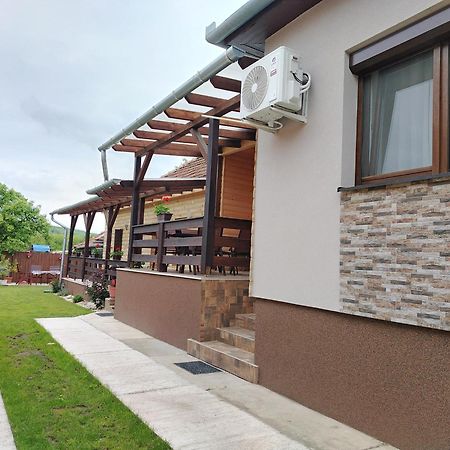 Kaptárkő Apartmanház Demjén Esterno foto