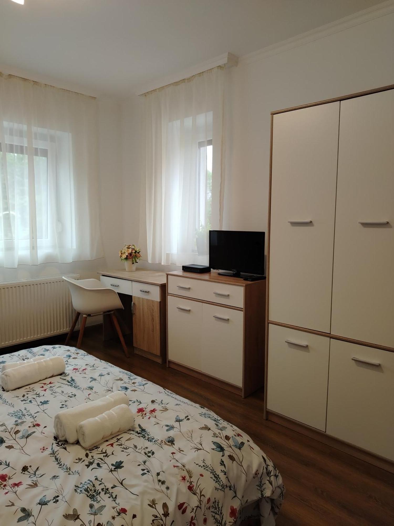 Kaptárkő Apartmanház Demjén Esterno foto