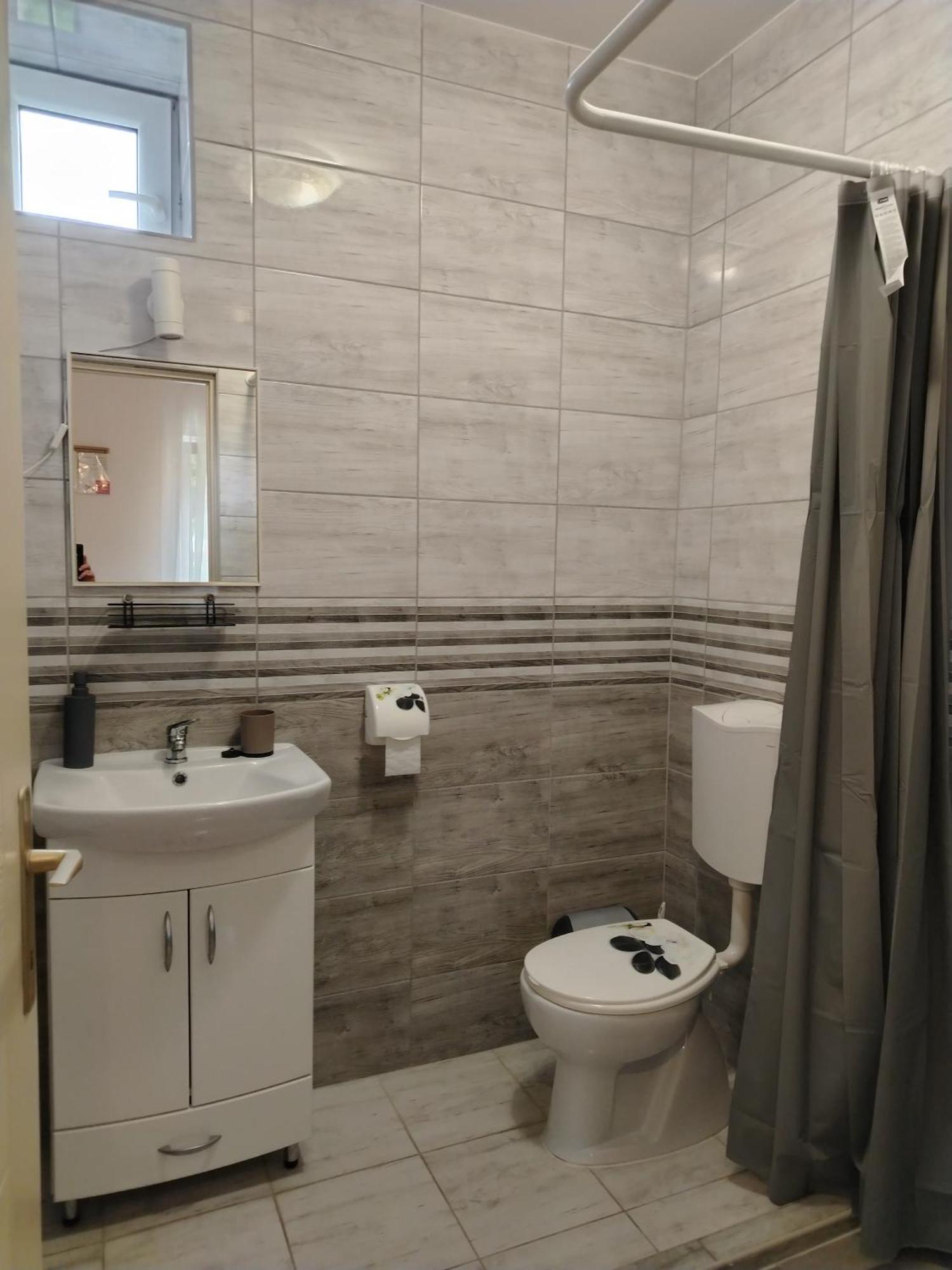 Kaptárkő Apartmanház Demjén Esterno foto